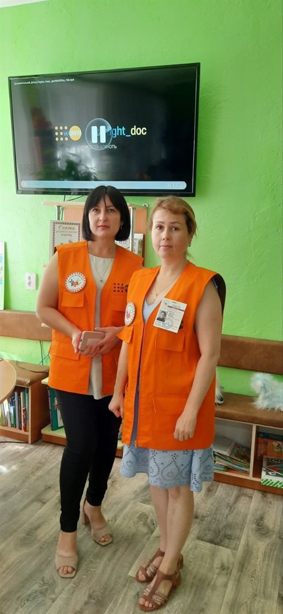 Психологиня Оксана Лисенко та очільниця мобільної бригади соціально-психологічної допомоги Оксана Музичко