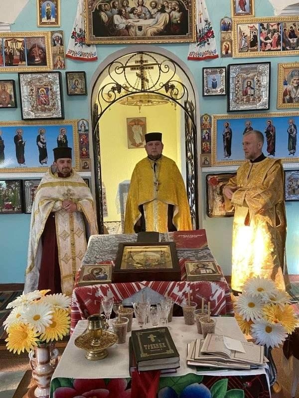 Андрій Залуцький в храмі Андрія Первозванного в селі Білозерне Кам'янецької об'єднаної територіальної громади