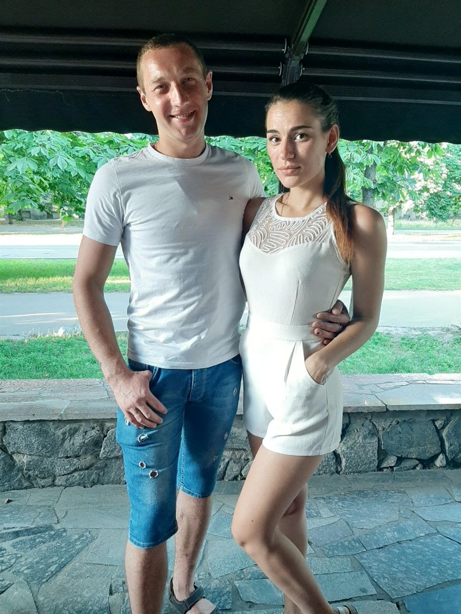 З сестрою