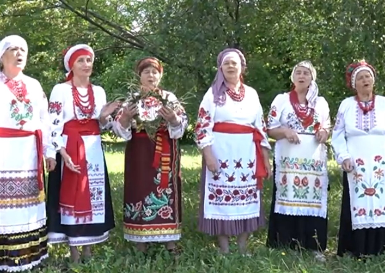 Фольклорно-обрядовий ансамбль "Калина"